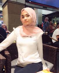 Maybe you would like to learn more about one of these? Gadis Melayu Bertudung