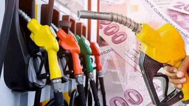 Akaryakıt Fiyatları Ne Olacak? Benzin ve Motorin Zamları Gündemde mi?