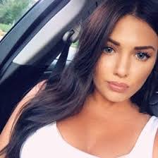 Merideth Neff's Instagram, Twitter & Facebook