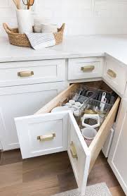 Gaveta De Canto In 2020 Kitchen Remodel Small Kitchen Design Small Kitchen Design