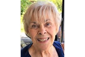 Betty Hammack's Instagram, Twitter & Facebook