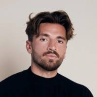 90+ "Le Moignan" profiles