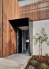 Star Architecture Have Designed A Home With A Wood Screen Facade Timber Screens Architecture Canopy Architecture