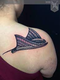 This tattoo exhibits influences from traditional eagles, heraldry and the artist's preferences. Keoki Poly Eagle Ray Polynesianshoulder Eagleray Polynesian