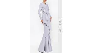 Afiqm's raya 2018 collection rekindles the magic of the kebaya. 14 Modest Fashion Pieces Perfect To Wear For Hari Raya The Singapore Women S Weekly