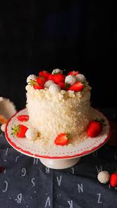 Layer Cake Raffaello Fraise Made In Clem S Recette Gateau A Etage Cake Coco Idee Gateau