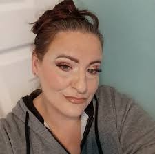 Fed up about these i thought they were about 5 syns each but they are 9  syns x i won't buy again but I'm having one as not eaten for 2 days