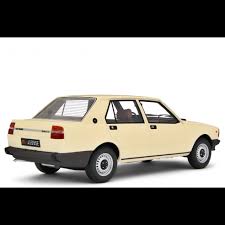 Image result for Giallo 1977 Alfa-Romeo