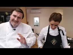Philippe Conticini Chocolat Fondant Et Moelleux Caramel Et Fleur De Sel Youtube Philippe Conticini Fleur De Sel Tarte Sans Pate
