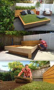 Build This Sleek And Modern Grassy Daybed For Your Outdoor Living Space Www Uk Rattanfurn Jardim Diy Patio De Quintal Jardim Do Quintal