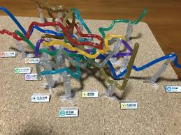 東京地下鉄立体路線図のガチャ9種コンプして組み立てた図がコレ 地下鉄 ガチャポン ガチャ 面白い名言 面白い画像