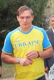 They are about 80 to 100 cm (31 to 39 in) long, 50 to 70 cm (20 to 28 in) high at the shoulder, and weigh between 7 and 17 kg (15 and 37 lb). Usik Aleksandr Aleksandrovich Vikipediya