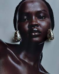 Silver earrings of the day 🥥🫧🤍