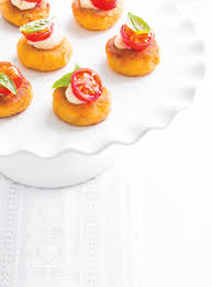 Voici quelques recettes de délicieux amuses bouches faciles et rapides pour vos buffets et soirées entre amis. Nos Meilleures Bouchees Ricardo
