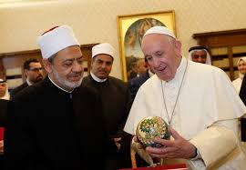 Francesco), до избрания — хо́рхе ма́рио берго́льо (исп. What Pope Francis Friendship With The Grand Imam Of Al Azhar Means For Muslim Christian Relations America Magazine