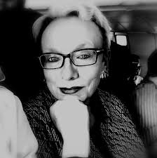 Happy New Year, my friends! ✨🪐💐