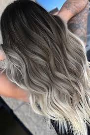 Graue Hairstyles Hignte Haar Graue Haar Hairstyles Hignte Higntemperatur Mode Perucken Mode Graue Sac Rengi Fikirleri Balyaj Sac