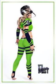 The uniform has been subject to a lot of discussion and at times controversy since the sport's update: Legends Football League Wikipedia