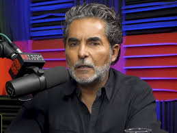 Ingrid Martz. Traemos su Baby Shower rodeada de amigas y familia