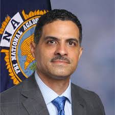 Editorial: In a tense DNC week, Larry Snelling and his men and women in  blue have been a credit to Chicago