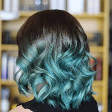 Kemudian kamu bisa menumbuk kemiri tersebut hingga mengeluarkan minyak. Warna Rambut Biru Tetap Trend Di 2021 Ini 34 Variasi Pilihan Terlengkap