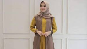 Model baju pesta muslimah modern 2020/2021 yang mewah dan elegan yang terdiri dari model gamis pesta kombinasi brokat dan setelan tunik pesta mewah terbaru . Gamis Plisket Terbaru Trend Fashion Kekinian Harapan Rakyat Online