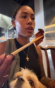 Serenity Grace showin off the black pedicure 🔥