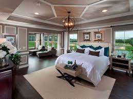Owners Suite With Sitting Room Huge Walk In Closet And Direct Access To The Laundry Room Dormitorios Interiores De Casa Diseno Dormitorio Principal