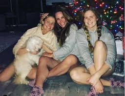 Tawny kitaen has died at the age of 59. Where Is Tawny Kitaen Now Who Are Her Daughters And What Is Her Net Worth