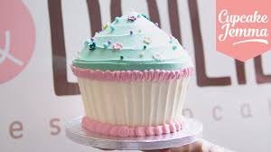 This giant cupcake was made for a birthday gal who is very much into cupcakes. Giant Cupcake Masterclass How To Cupcake Jemma Youtube