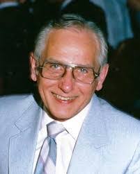 Dennis Richard's Instagram, Twitter & Facebook