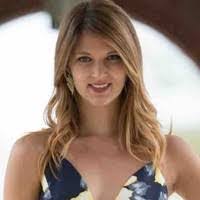 Candace Betts's Instagram, Twitter & Facebook