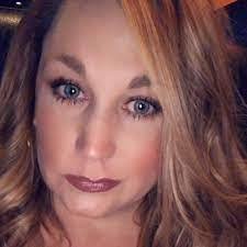 Michelle Siebert's Instagram, Twitter & Facebook