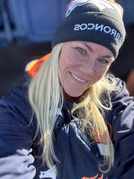 Colts Fans Cheering Before the Big Game