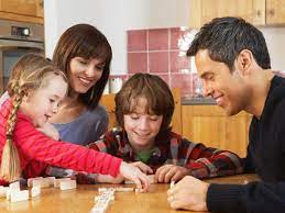 Un nuevo juego familiar :d. Los 5 Mejores Juegos De Mesa Familiares Para Divertirnos Juntos