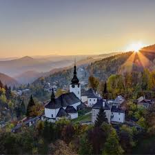 This place is situated in banska bystrica, banska bystrica, slovakia, its geographical coordinates are 48° 49' 0 north, 19° 8' 0 east and its original name (with diacritics) is špania dolina. Banicka Krcma Spania Dolina Facebook