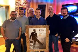 Try prime en hello, sign in account & lists sign in account & lists returns & orders try prime. Per Tzn The Best Of Tiziano Ferro 8 Dischi Di Platino Spettakolo It