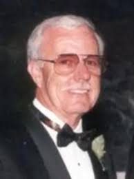 Thomas Bussard's Instagram, Twitter & Facebook