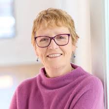 Michelle Goldwire's Instagram, Twitter & Facebook