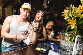 A finlândia é um país da norte da europa. Finlandia Team Publicacoes Facebook