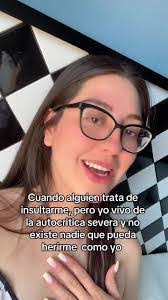 Leslie Tirado's Instagram, Twitter & Facebook