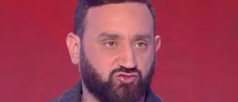 White rapper, a song by cyril on bemusic. Joeystarr In The Ring With Cyril Hanouna The Crazy Idea Of Booba Degenerates Even The Mc Of Jacquie And Michel Joins In Review Of Tweets