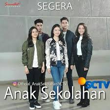 C d g em c d g g7 c d g em c d g g c ku tuliskan kenangan tentang d g caraku menemukan dirimu em am tentang apa yang membuatku. Berita Terbaru Dan Profil Artis Terkini Lirik Lagu Virgoun Surat Cinta Untuk Starla Ost Soundtrack Sinetron Anak Sekolahan Di Sctv