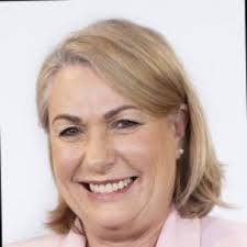 Movers & Shakers: Education secretaries appointments