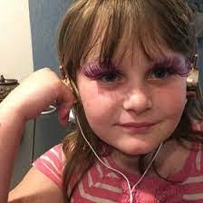 Avery Flood's Instagram, Twitter & Facebook