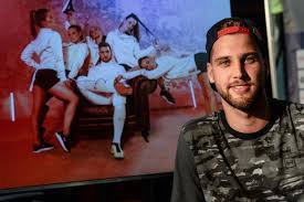 Oficiální facebookový profil českého šermíře alexandera choupenitche. Alexander Choupenitch Home Facebook