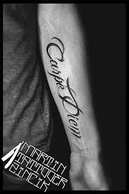 Je to diskrétne miesto, ktoré odhaľujú baby len v lete a chlapi len v posteli. Martin Tattooer Zincik