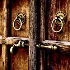 As in many other cultures, horseshoes are also considered good luck in italy. 10 Good Luck Traditions From Italy Cindy Goes Beyond