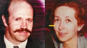 DIE TERGENDE SMIT-MOORDE Hannes Engelbrecht Op 23 November 1977 is Robert  en Jeanne-Cora Smit se lyke deur Daniël Tshabalala in hul huis in Springs  gevind. Smit was die NP-kandidaat vir die komende