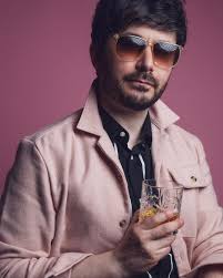 S T U A R T . M A C L E O D